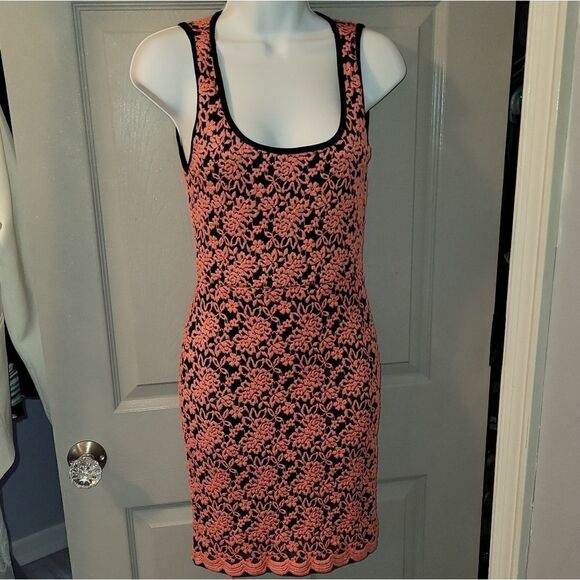 Coral Double Layer Eyelet Dress - Picture 4 of 8